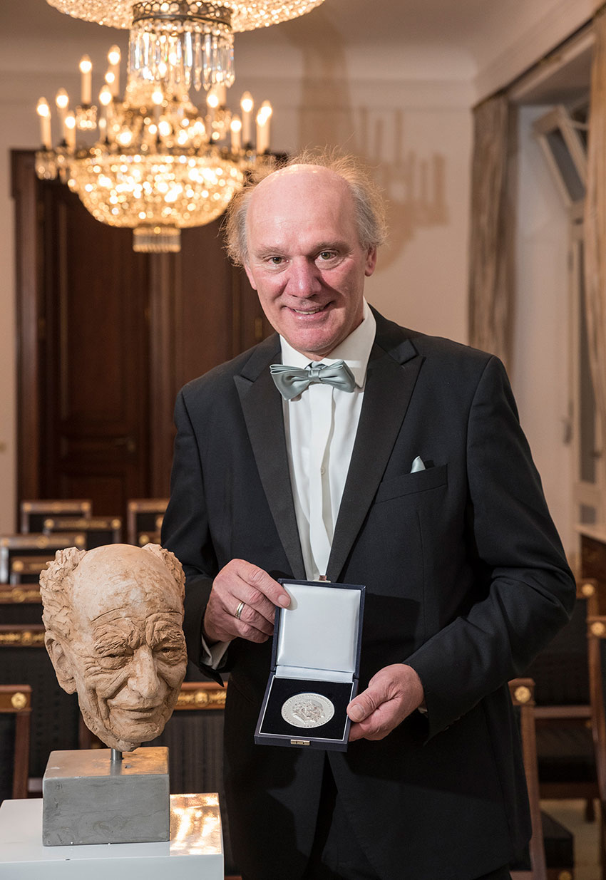 The 2019 Walter Scheel Medal has been awarded to Josef Zotter