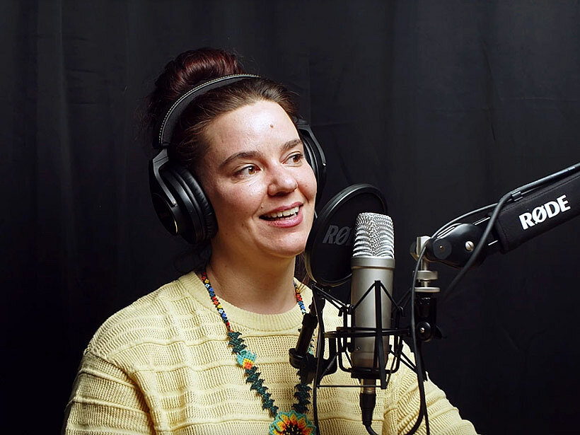 "Hast du wirklich kein schlechtes Gewissen?" – Julia Zotter im mensch, merkur Podcast