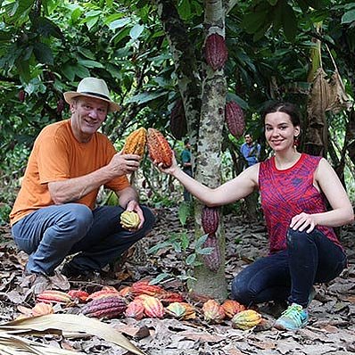 Peru: Josef + Julia Zotter Kakaoernte 