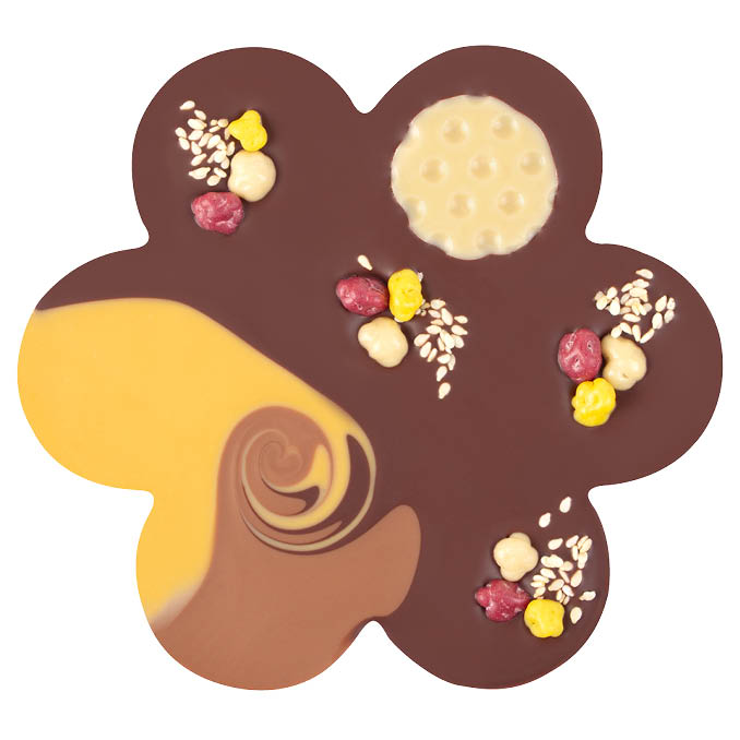 Blütentraum Milchschoko & Marille & Mandelnougat