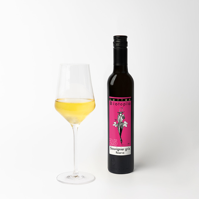 [Translate to English:] Biotopia Souvignier Gris Reserve 2025 (0,375 l)